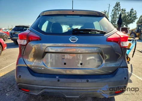 2020 Nissan Kicks S z USA, uszkodzony, nr VIN 3N1CP5BV9LL517404